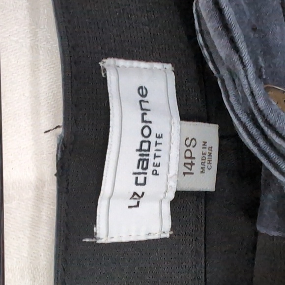 Liz Claiborne Petite Black Wash Slim Leg Jeans Size 14P - Picture 3 of 5